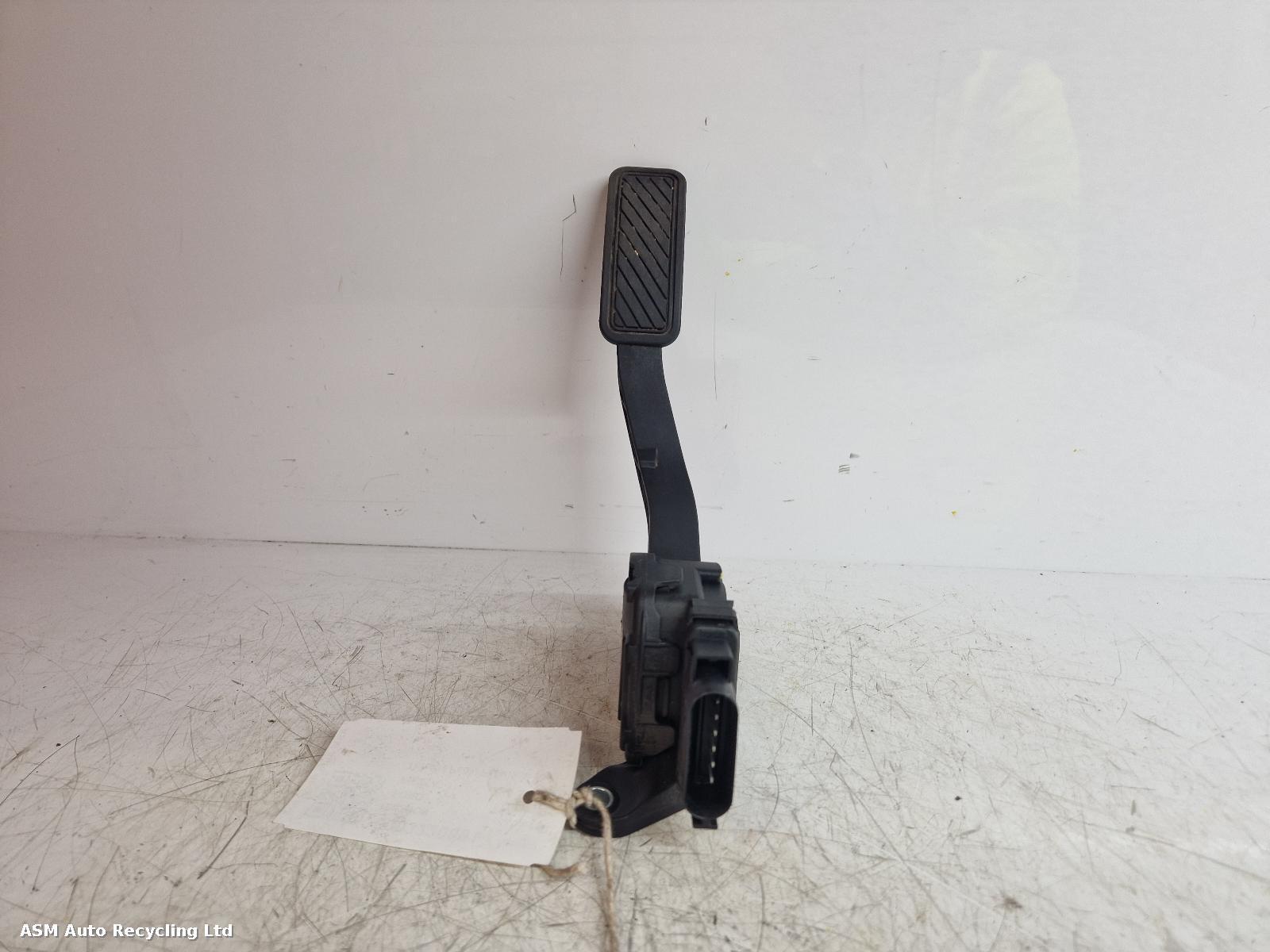 View Auto part Pedal Potentiometer Ford Fiesta 2013