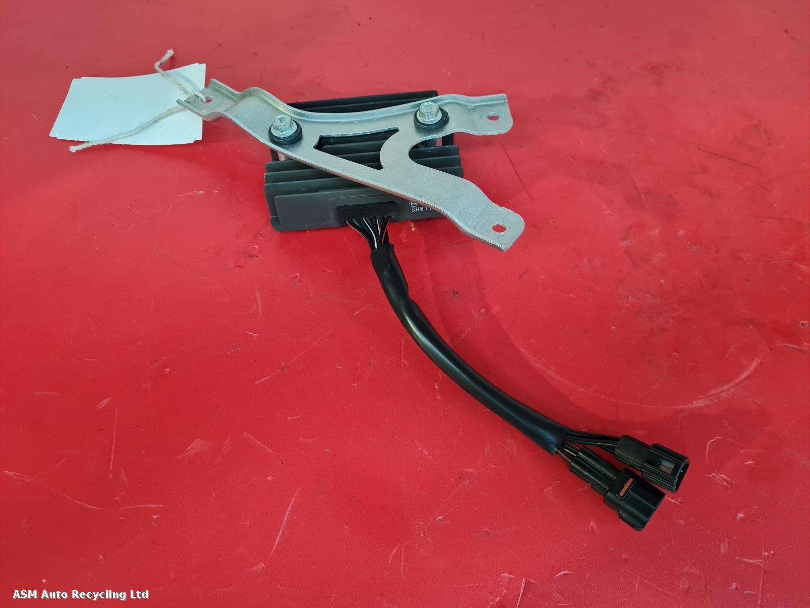 View Auto part Regulator/Rectifier Suzuki Gsxr 1000 2016
