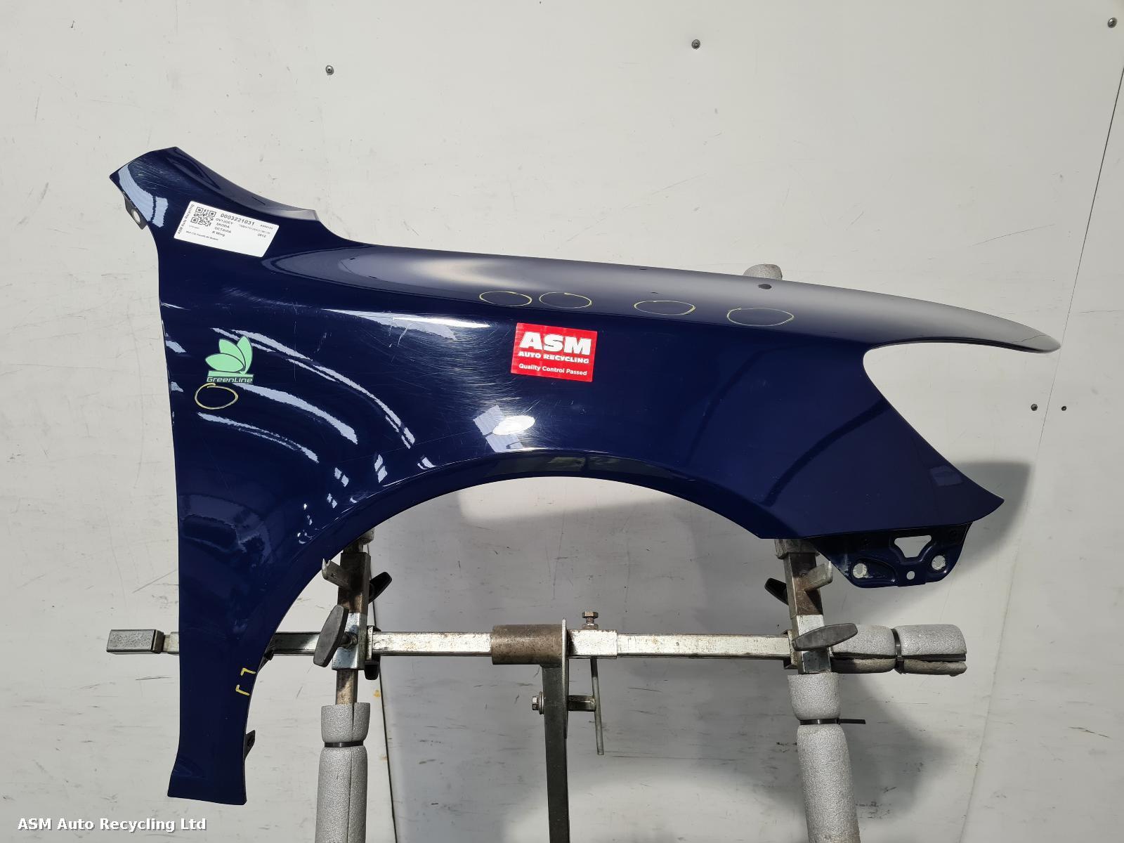 View Auto part R Wing Skoda Octavia 2012