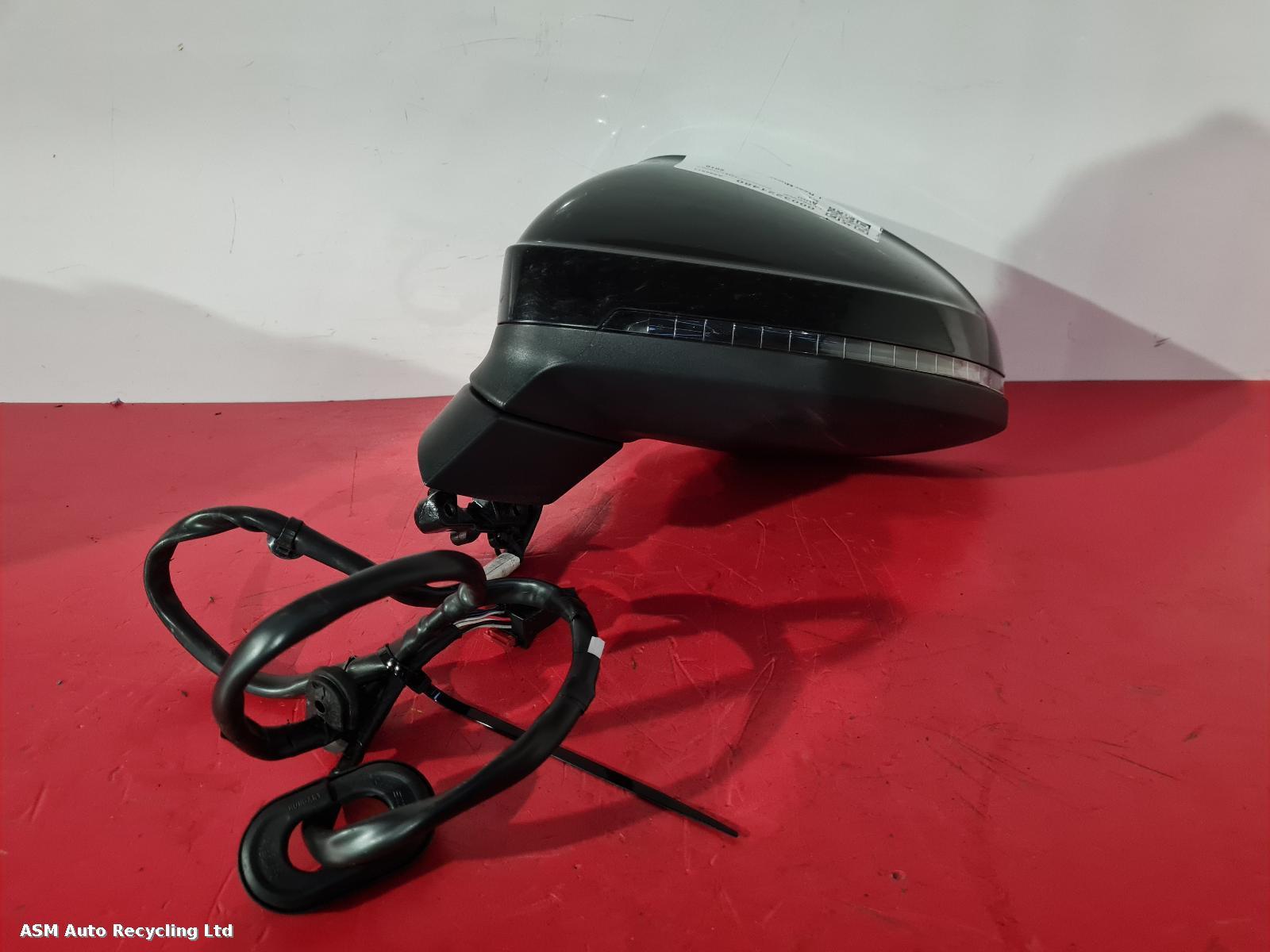 View Auto part L Door Mirror Audi A4 2016