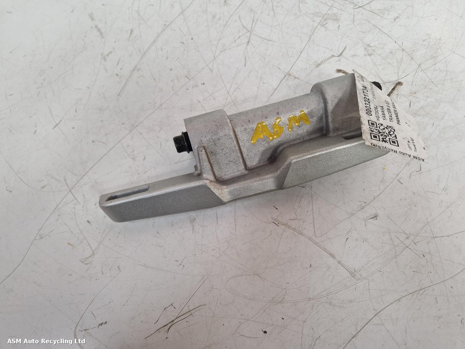 View Auto part Pannier Brackets Yamaha Tracer 9 Gt 2023