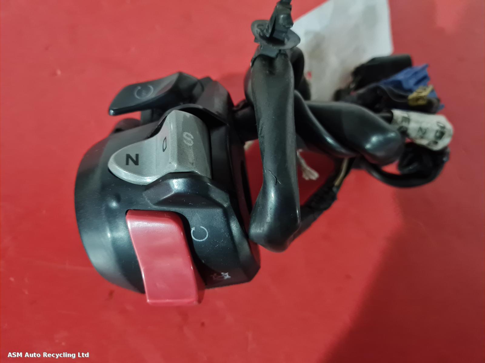 View Auto part RH Switch Gear Honda Integra 750 2018