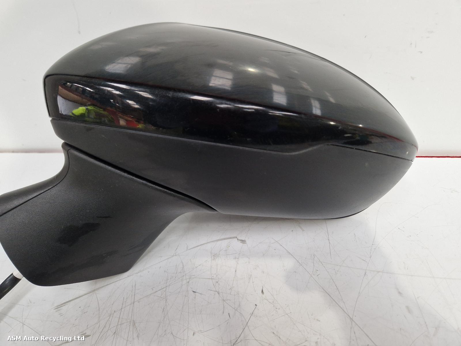 View Auto part L Door Mirror Vauxhall Astra 2017