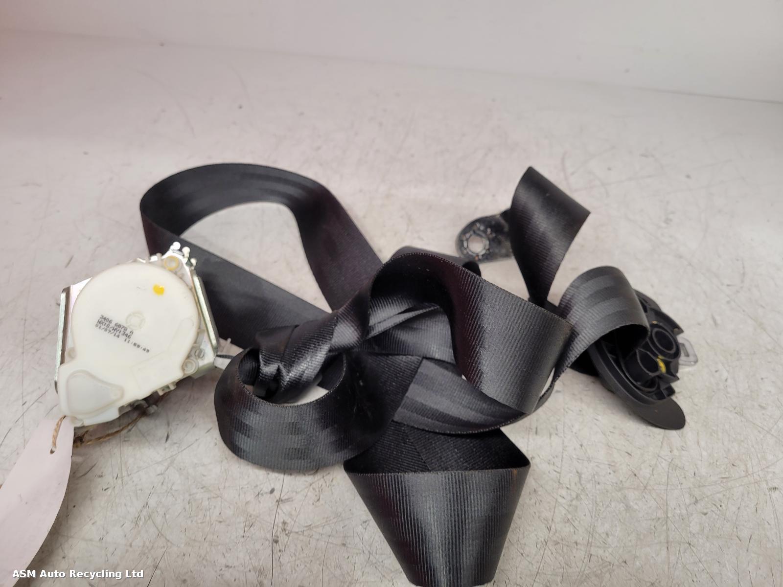 View Auto part Seat Belt Volkswagen Polo 2014