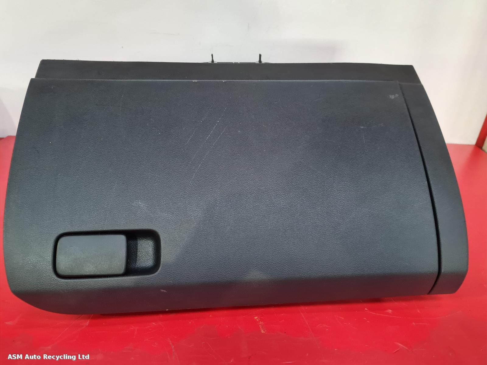 View Auto part Glove Box Volkswagen Polo 2014