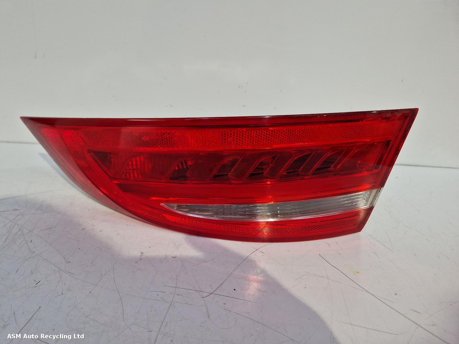 View Auto part R Taillight Jaguar Xe 2015