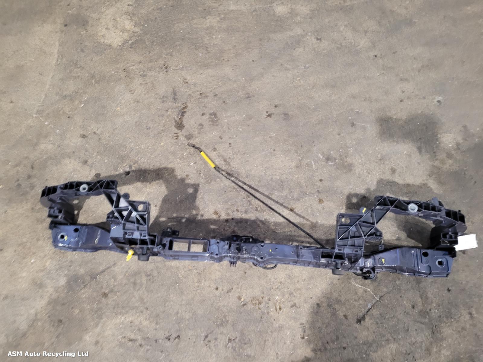 View Auto part Front Panel Ford Focus 2012