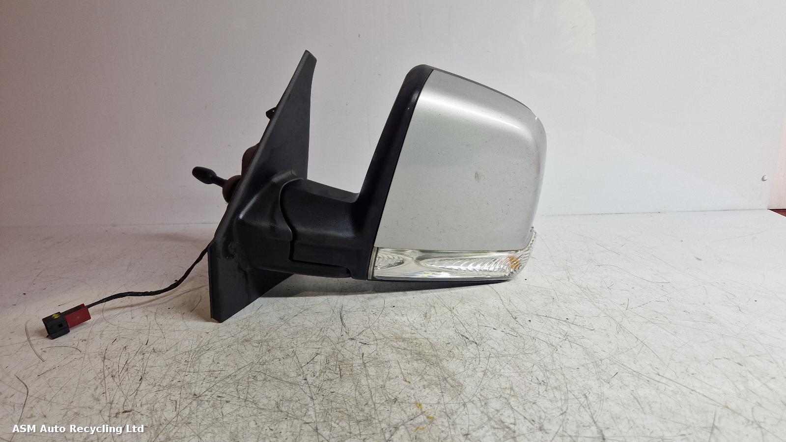 View Auto part L Door Mirror Vauxhall Combo 2015