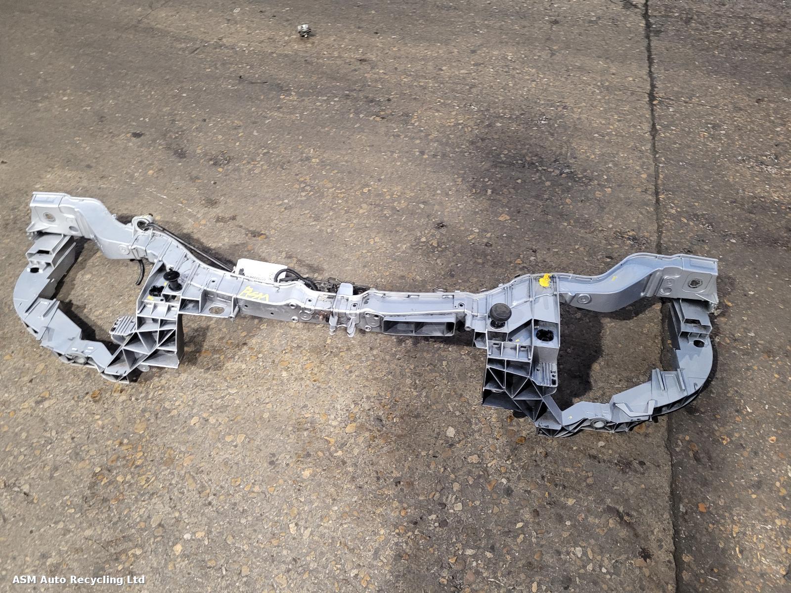 View Auto part Front Panel Ford Focus 2011