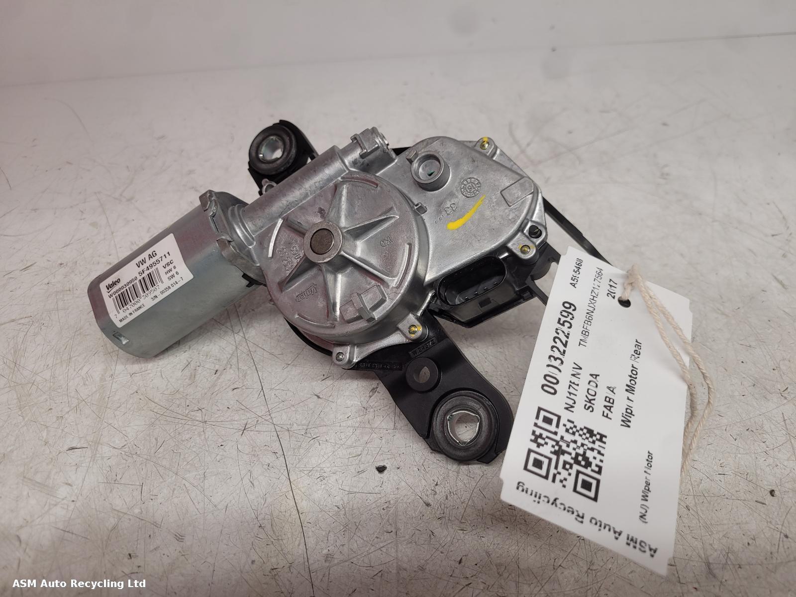 View Auto part Wiper Motor Rear Skoda Fabia 2017