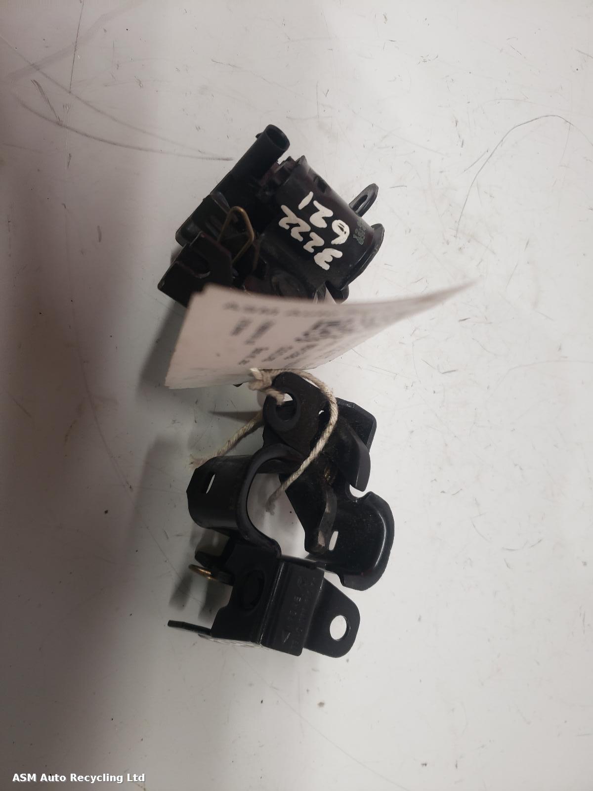 View Auto part Bonnet Latch Mercedes Cls Class 2010