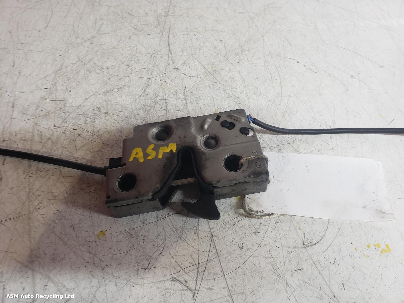 View Auto part Bonnet Latch Skoda Fabia 2017