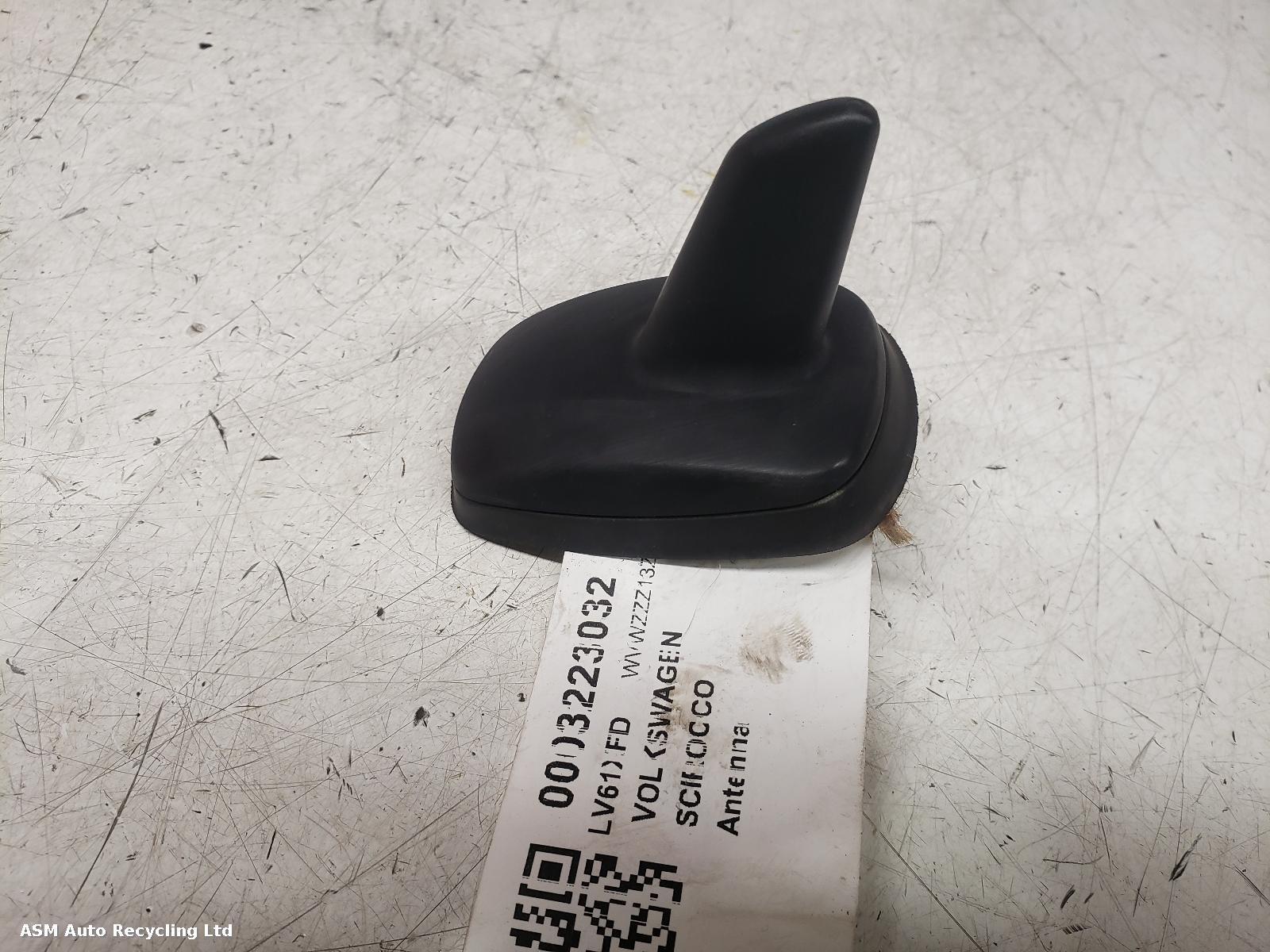 View Auto part Antenna Volkswagen Scirocco 2011