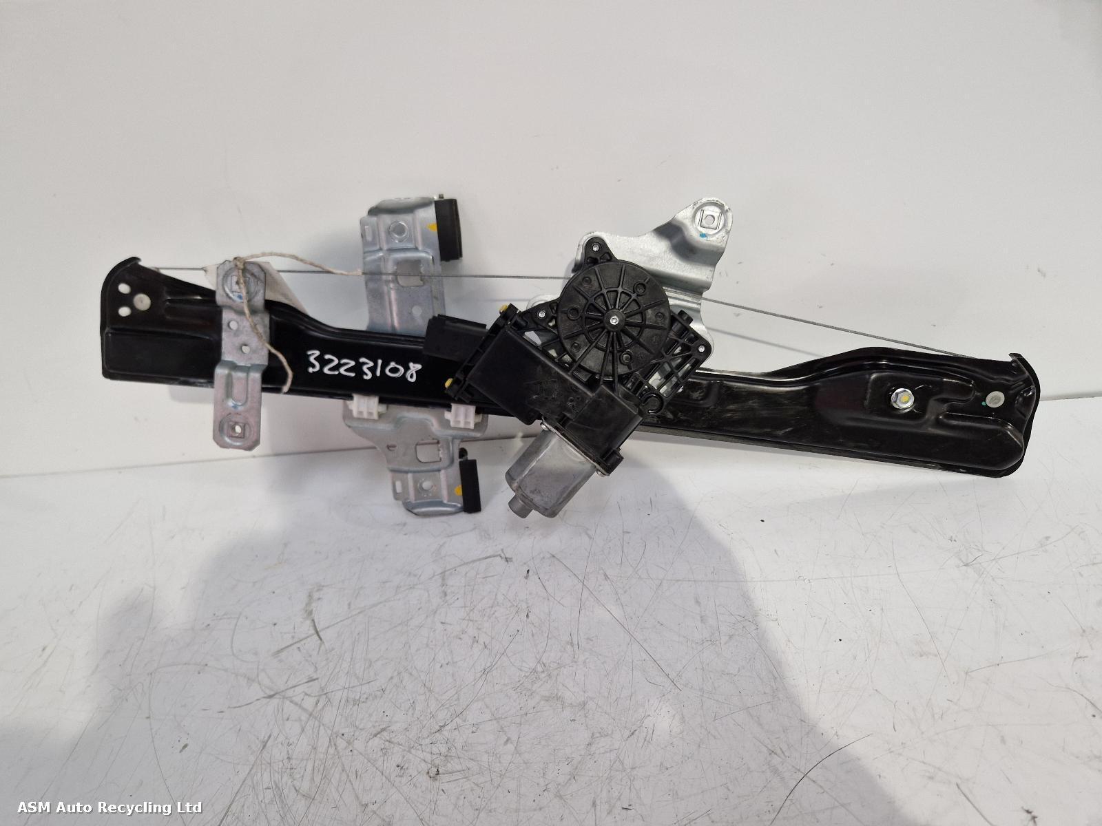 View Auto part RF Window Regulator Vauxhall Mokka 2016