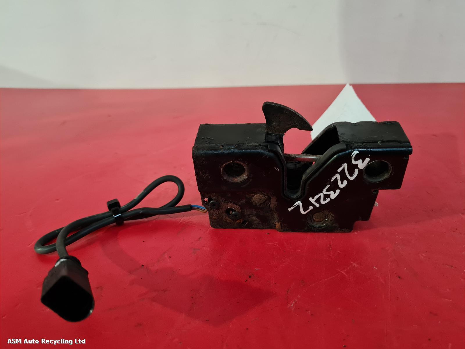 View Auto part Bonnet Latch Volkswagen Polo 2010