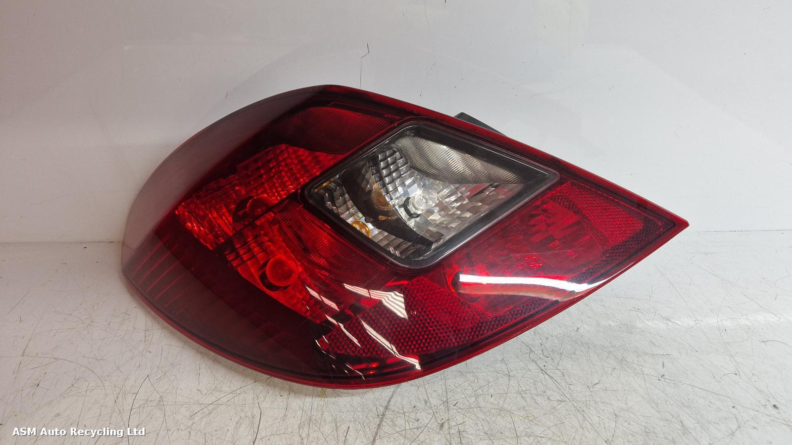 View Auto part L Taillight Vauxhall Corsa 2013