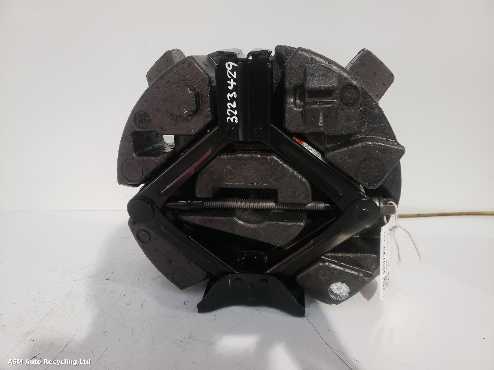 View Auto part Jack Ford Kuga 2018