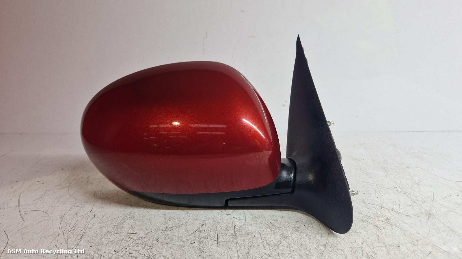 View Auto part R Door Mirror Nissan Juke 2012