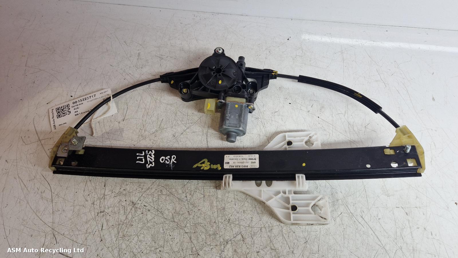 View Auto part RR Window Regulator Audi A4 2020