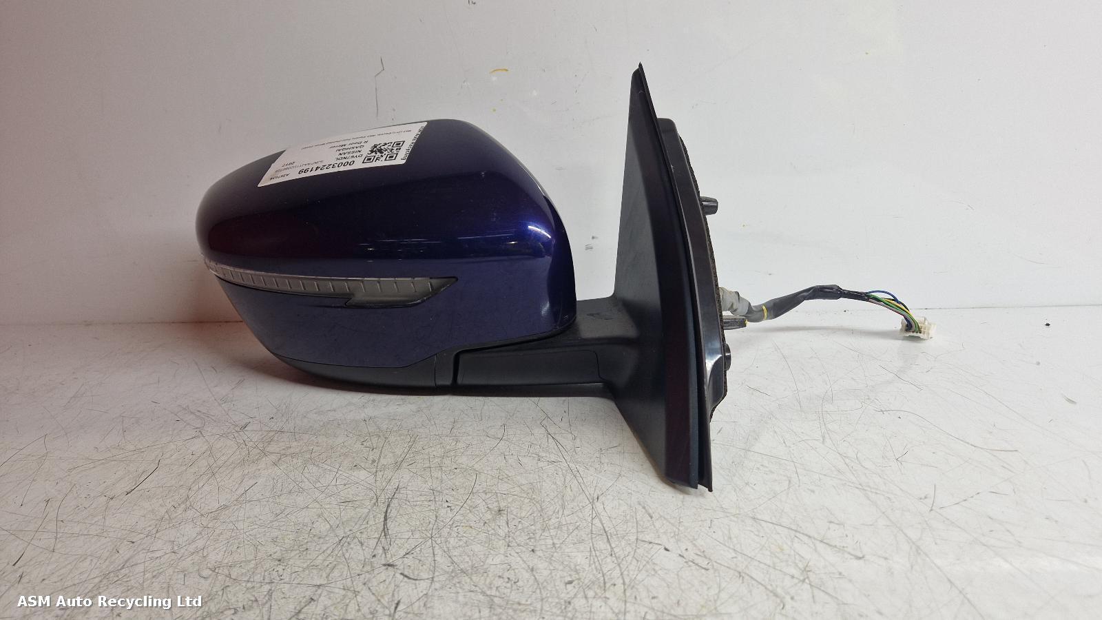 View Auto part R Door Mirror Nissan Qashqai 2017
