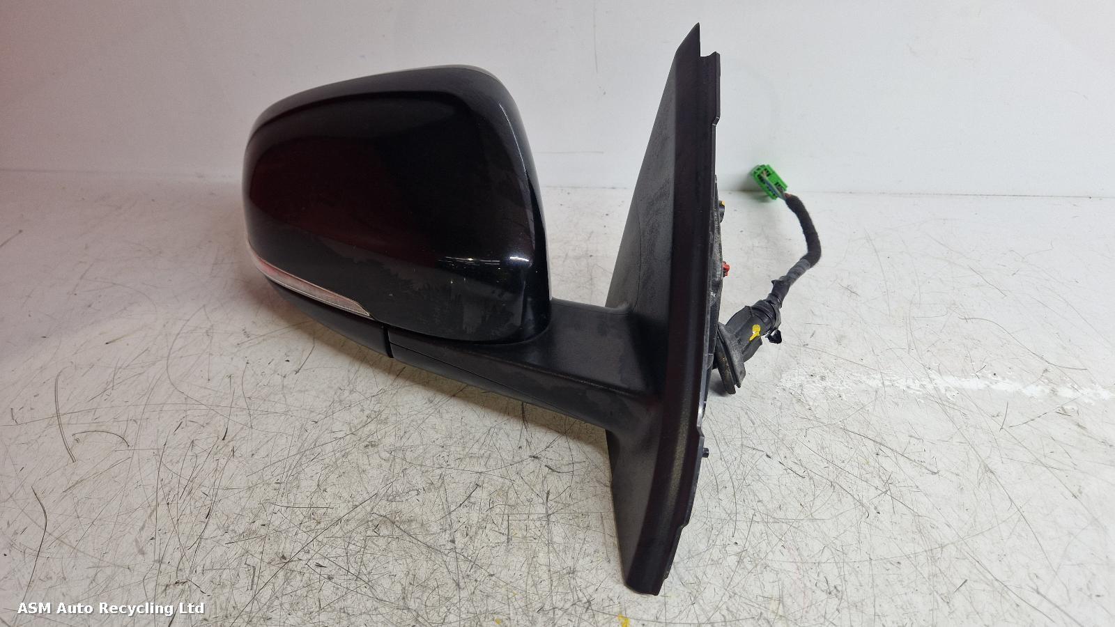 View Auto part R Door Mirror Volvo S60 2012