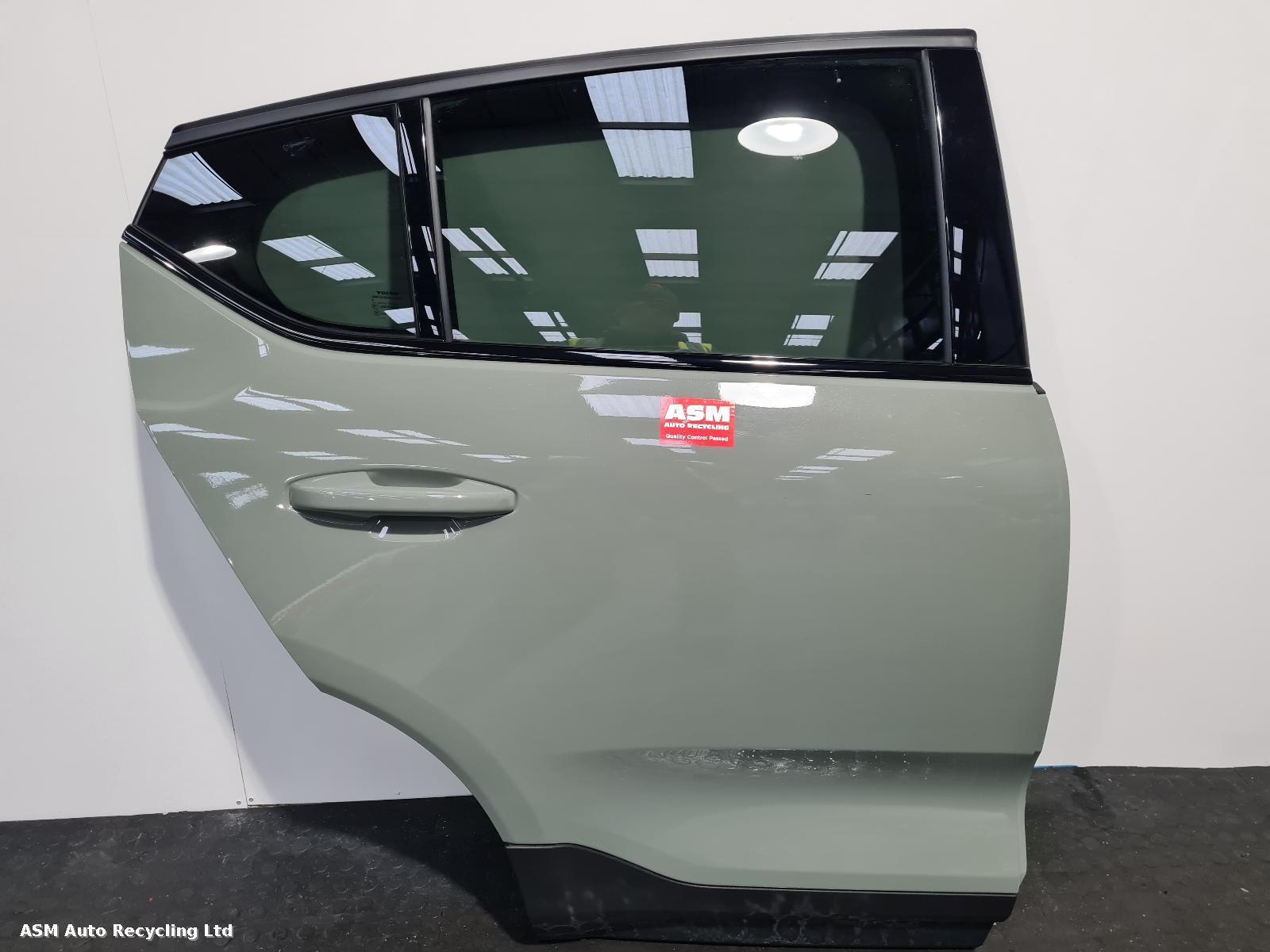 View Auto part R Rear Door Volvo C40 2024
