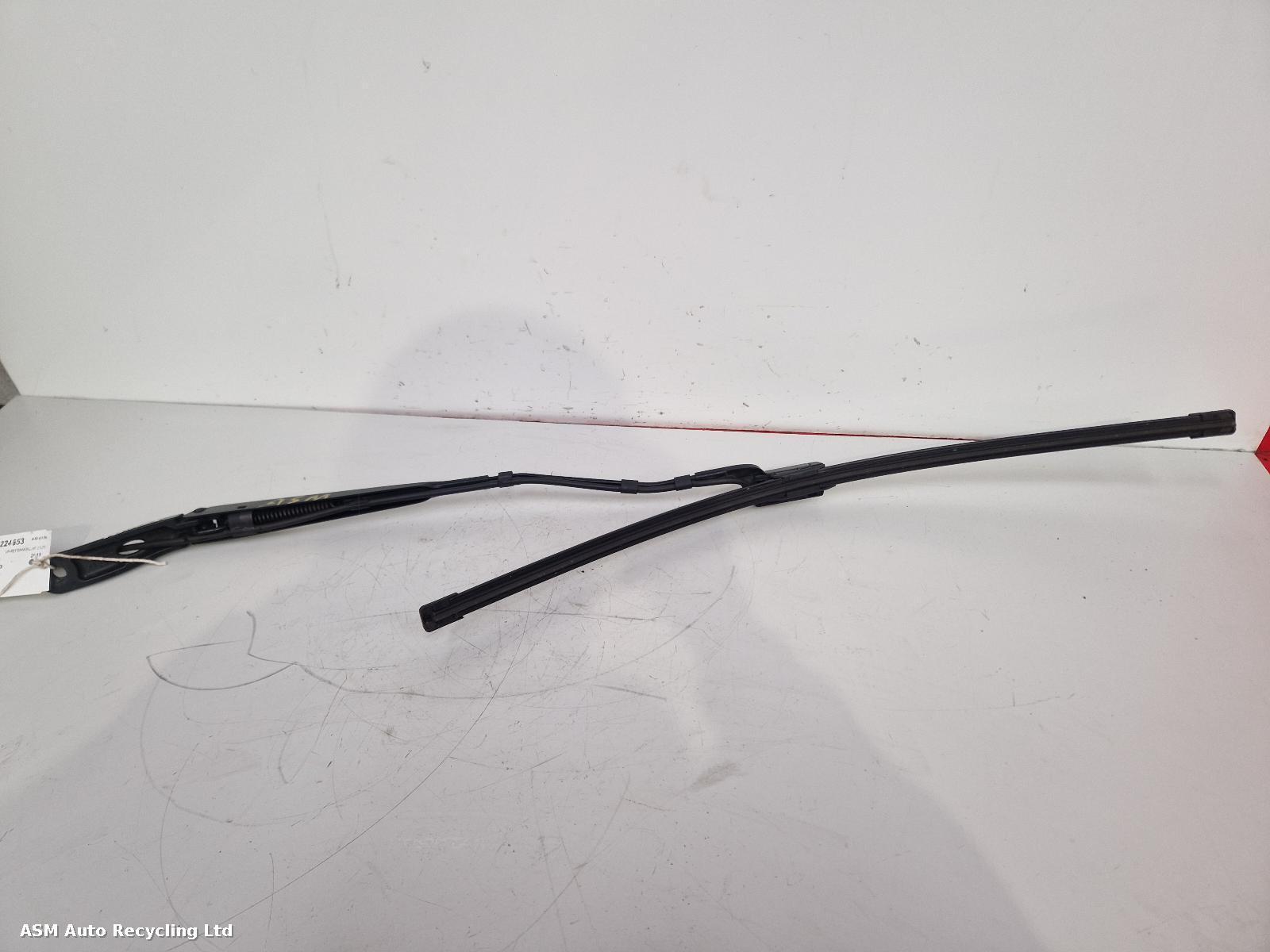 View Auto part Wiper Arm Citroen Berlingo 2019