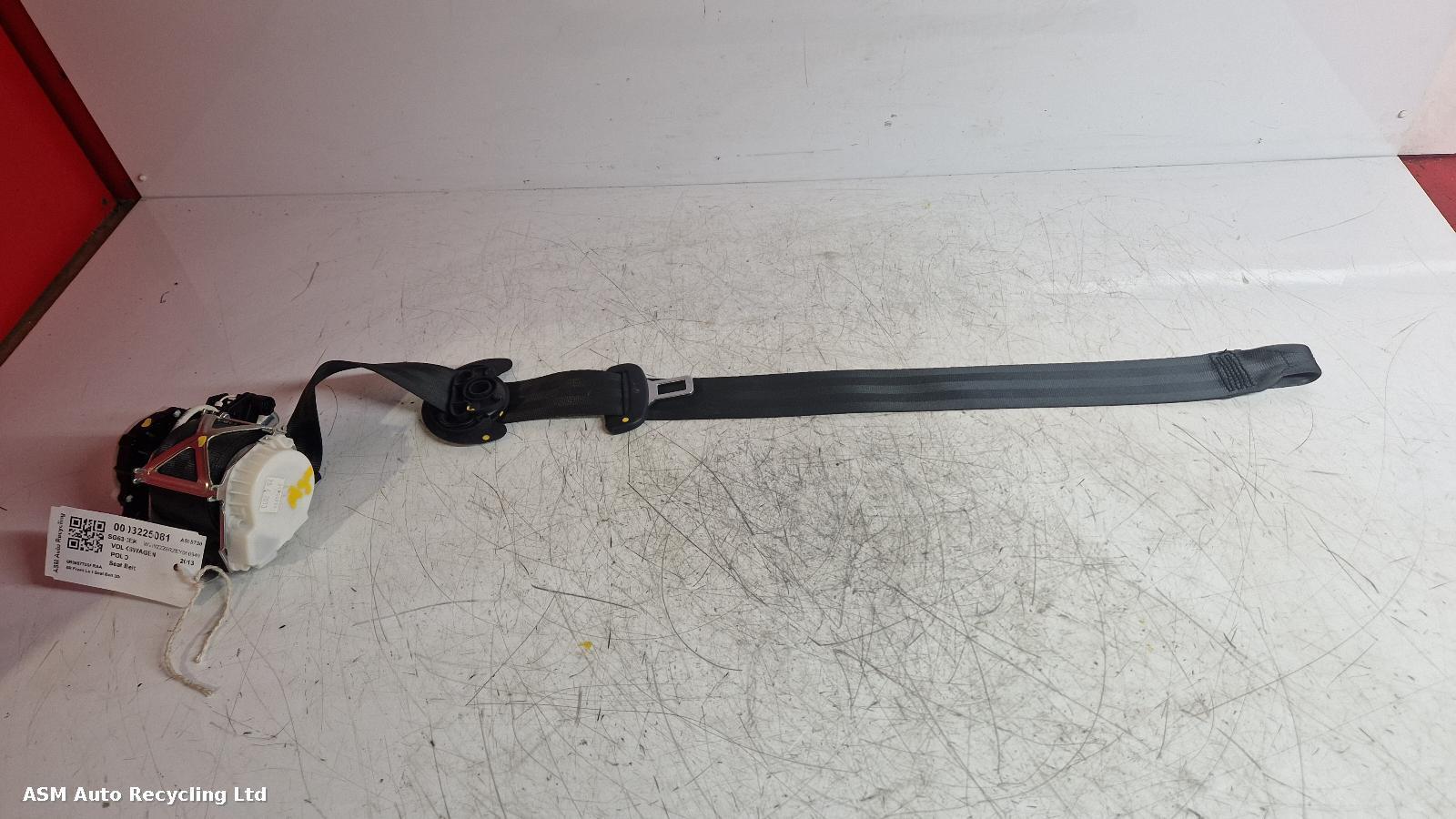 View Auto part Seat Belt Volkswagen Polo 2013