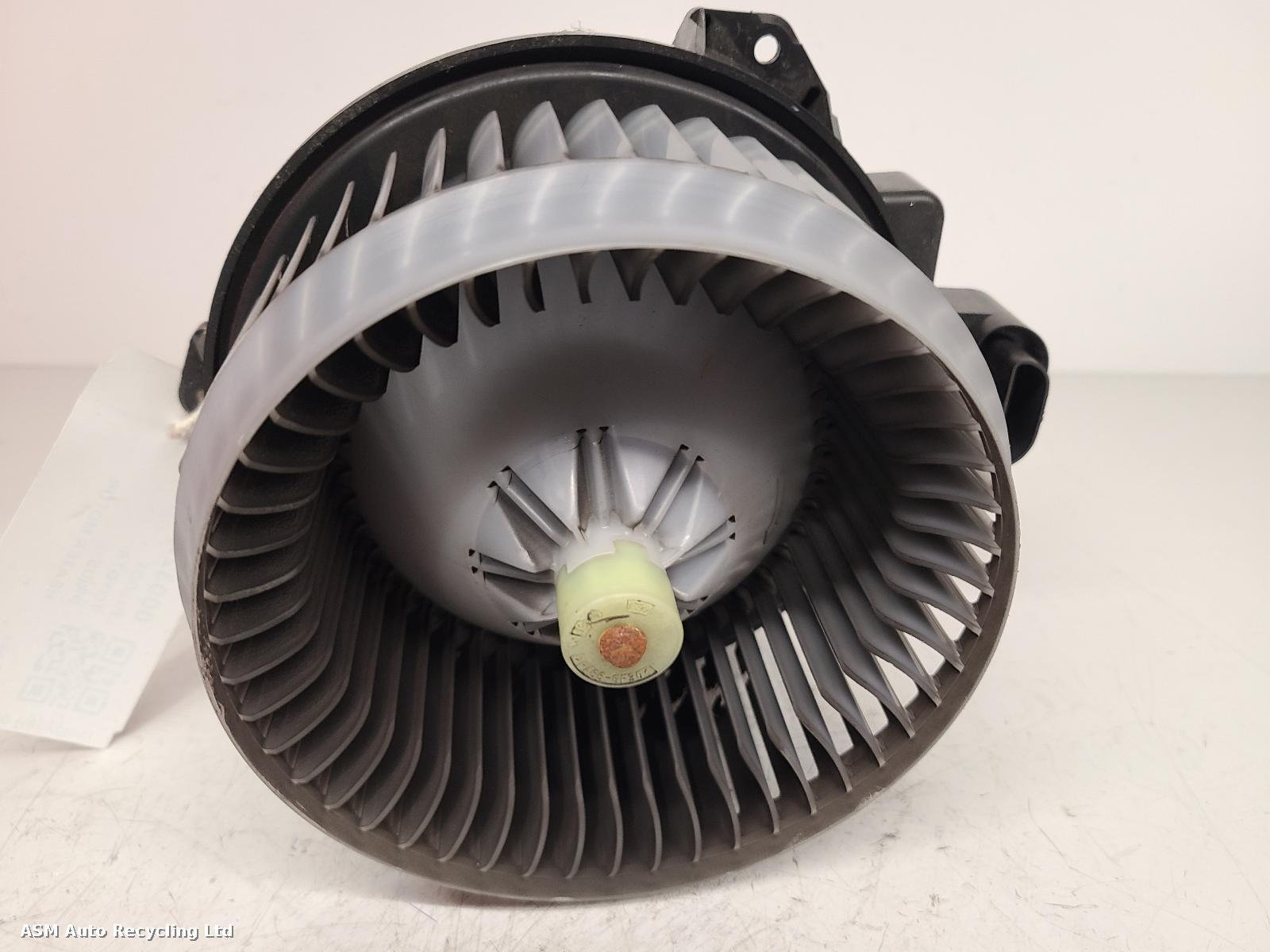 View Auto part Heater Motor/Assembly Toyota Prius 2013