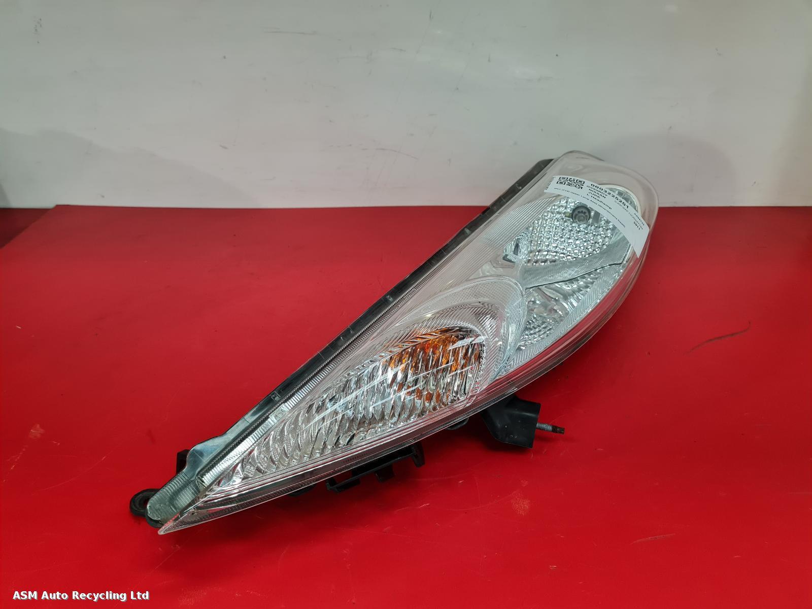 View Auto part L Headlamp Nissan Juke 2011
