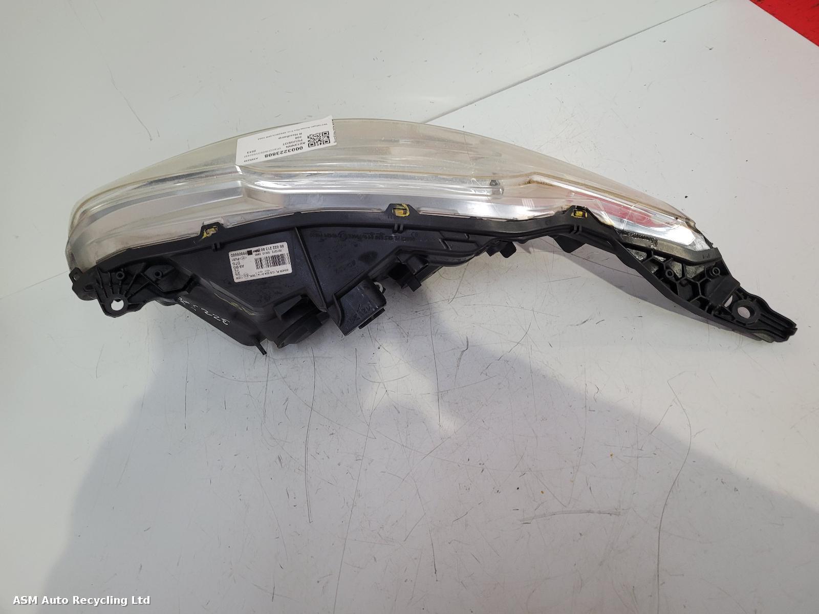 View Auto part R Headlamp Ford Focus 2012