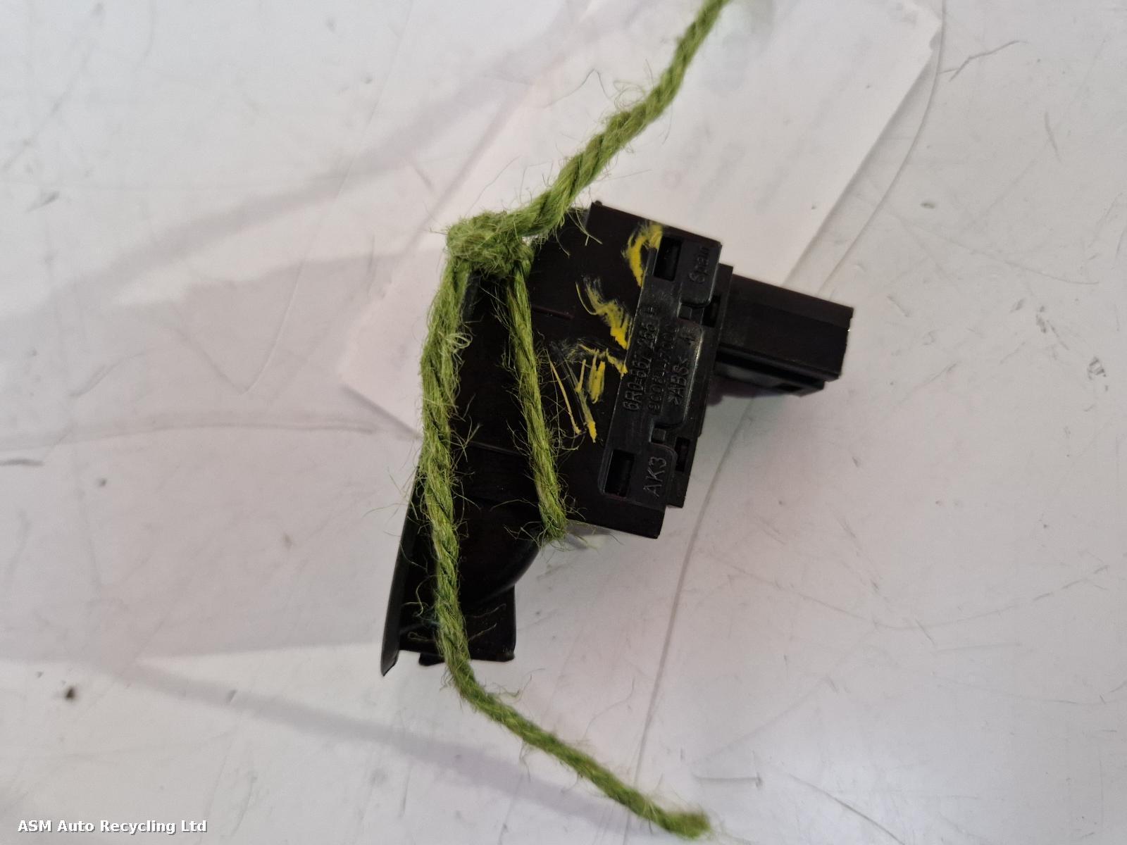 View Auto part Elect. Window Switch Volkswagen Polo 2012