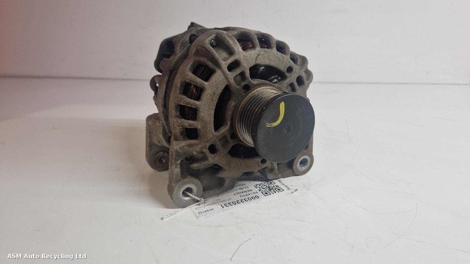 View Auto part Alternator Renault Clio 2014