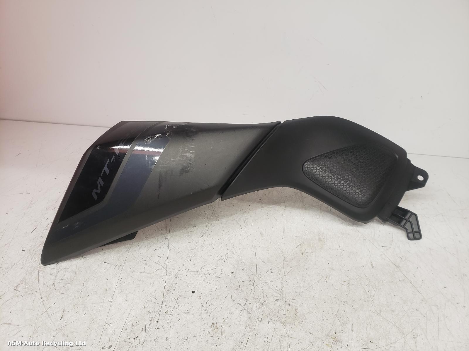 View Auto part FRONT AIR GUIDE Yamaha Mt 125 2023