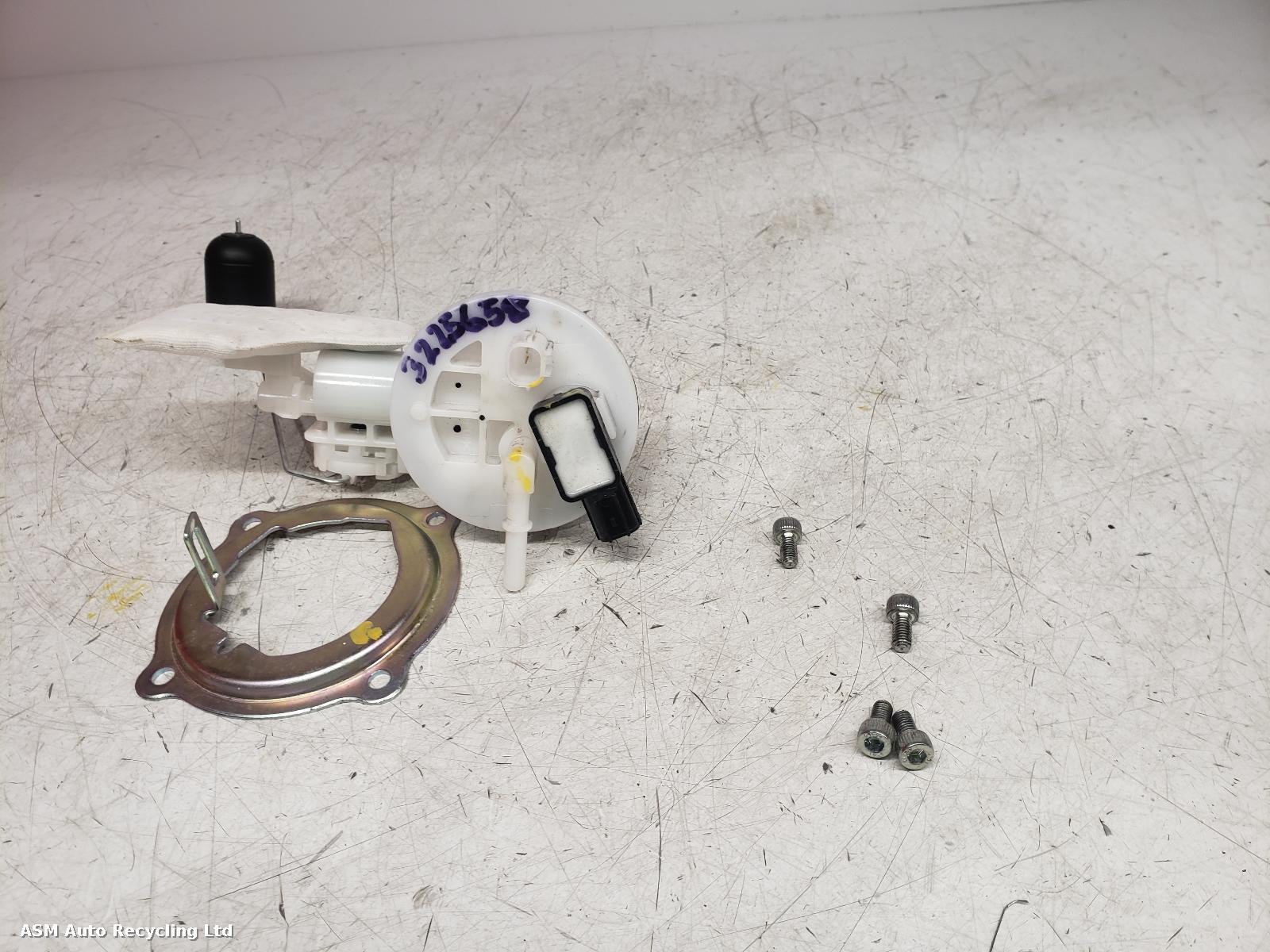 View Auto part Fuel Pump Yamaha Mt 125 2023