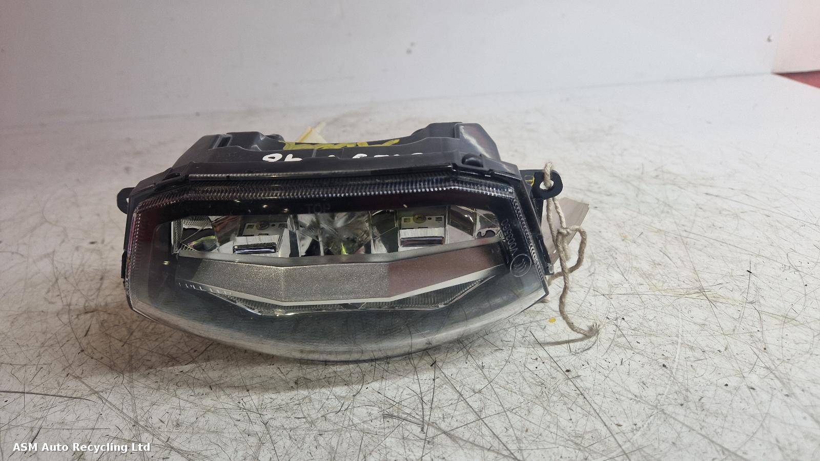 View Auto part Headlamp Peugeot Tweet 125  2024