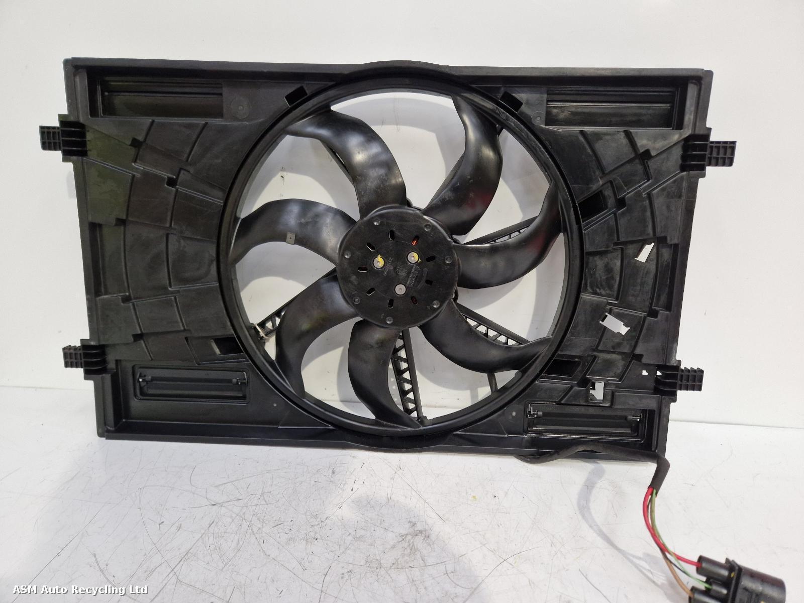 View Auto part Engine Cooling Motor Volkswagen Passat 2017