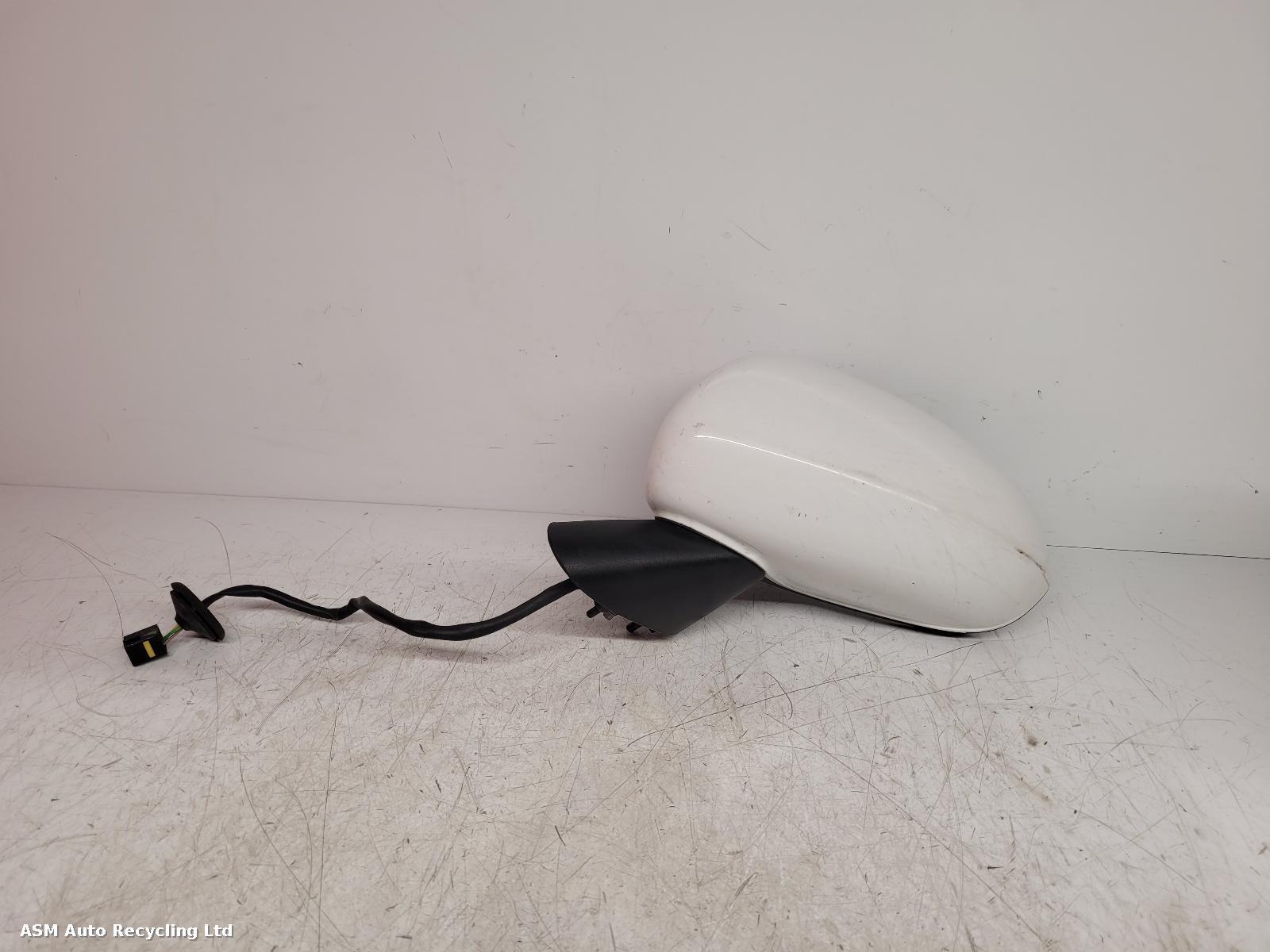 View Auto part L Door Mirror Vauxhall Corsa 2015
