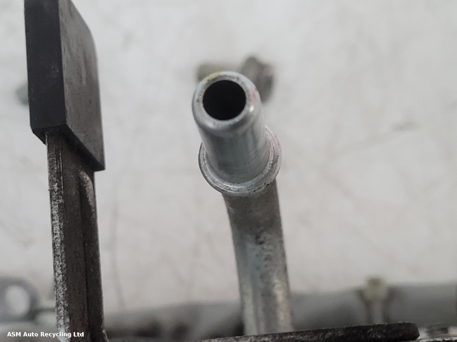 View Auto part Fuel Pump Kawasaki Er 6f 2014