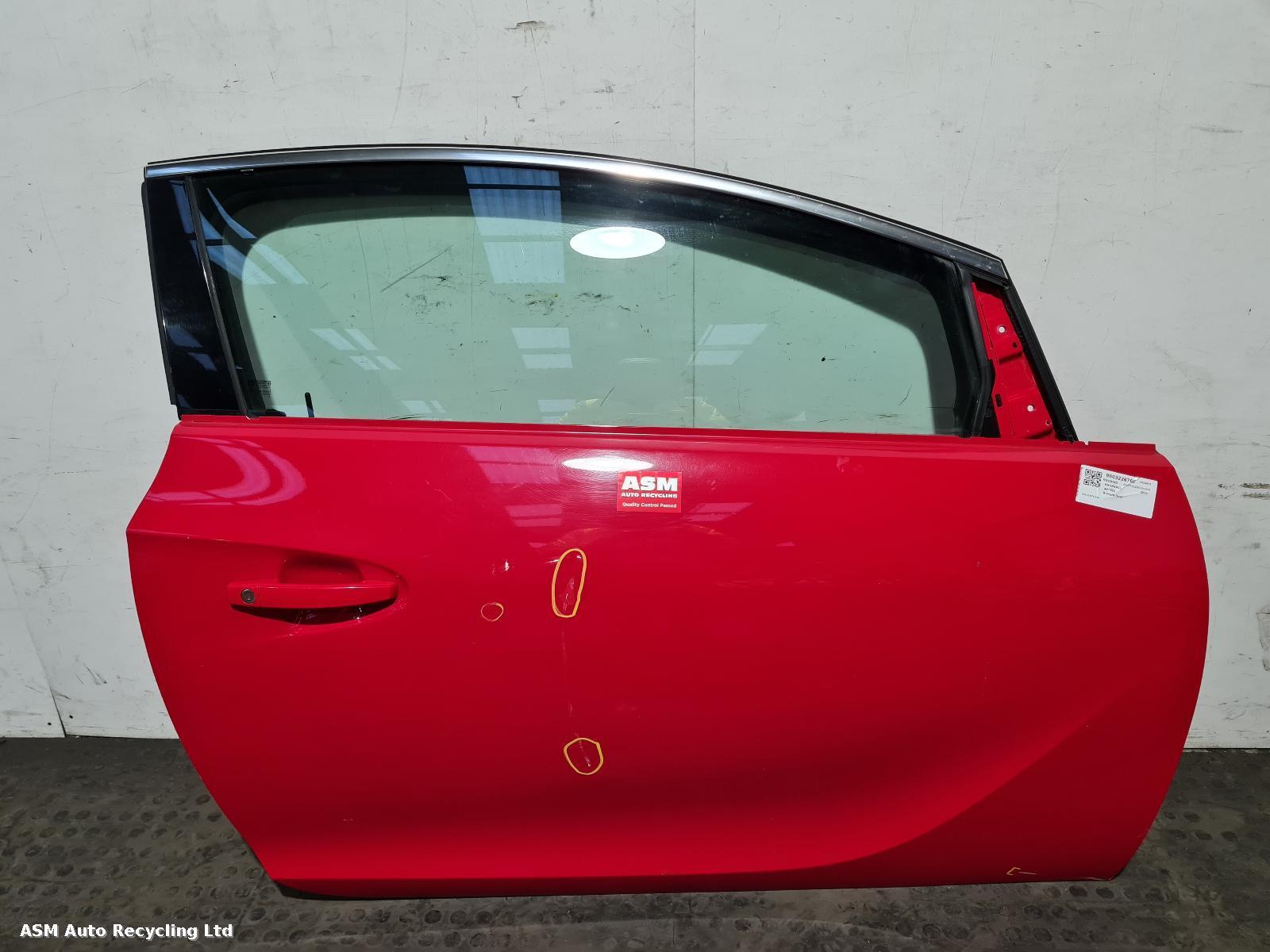 View Auto part R Front Door Vauxhall Astra 2013