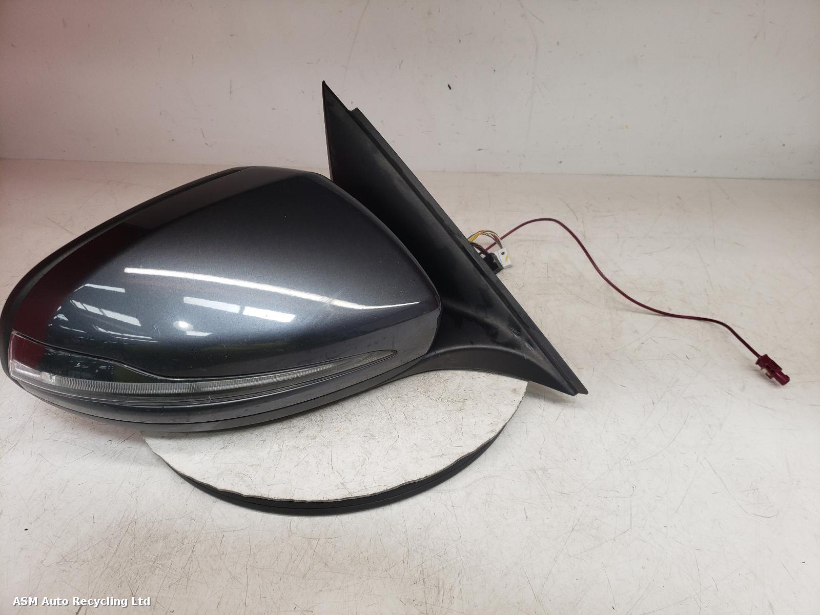 View Auto part R Door Mirror Mercedes C Class 2016