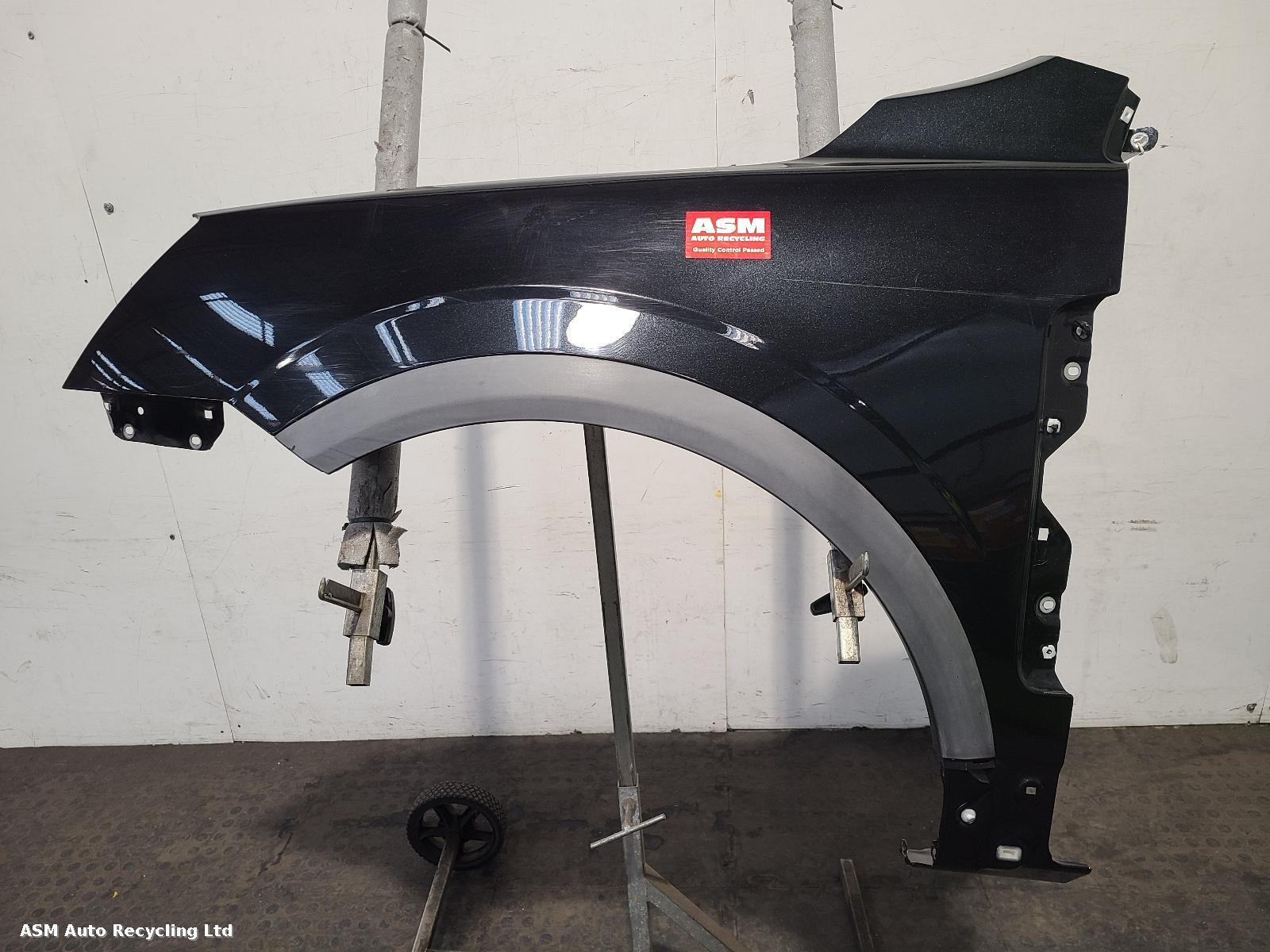 View Auto part L Wing Vauxhall Antara 2015