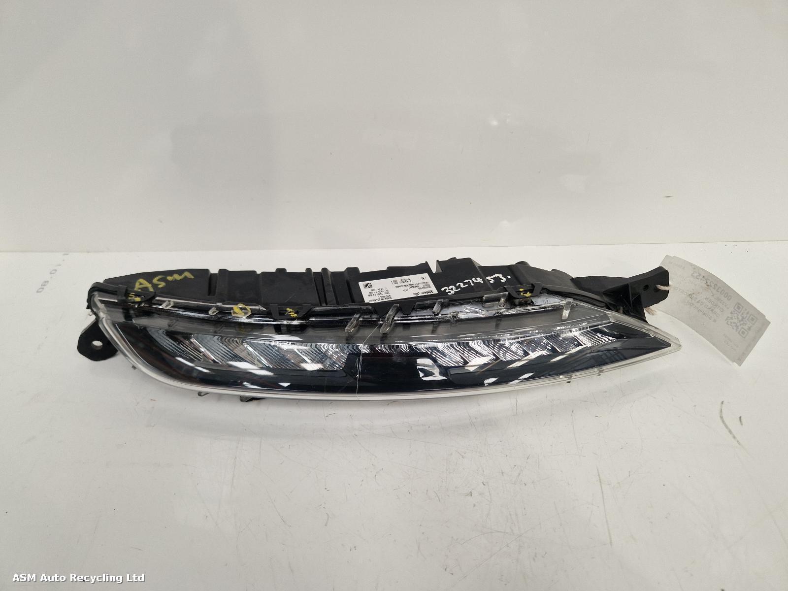 View Auto part R Sidelight/Daytime Running Light (DRL) Citroen Grand C4 Spacetourer 2022