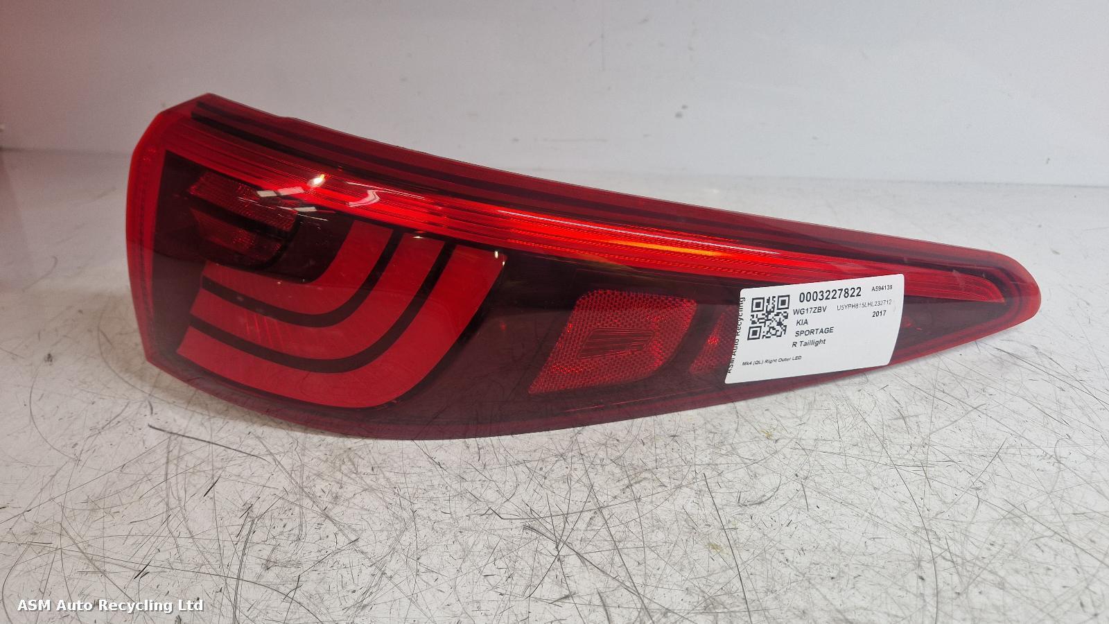 View Auto part R Taillight Kia Sportage 2017