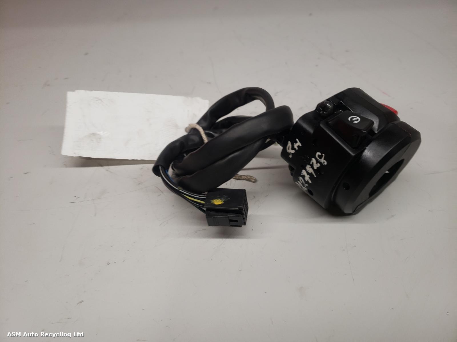 View Auto part RH Switch Gear Suzuki Sv650 2025
