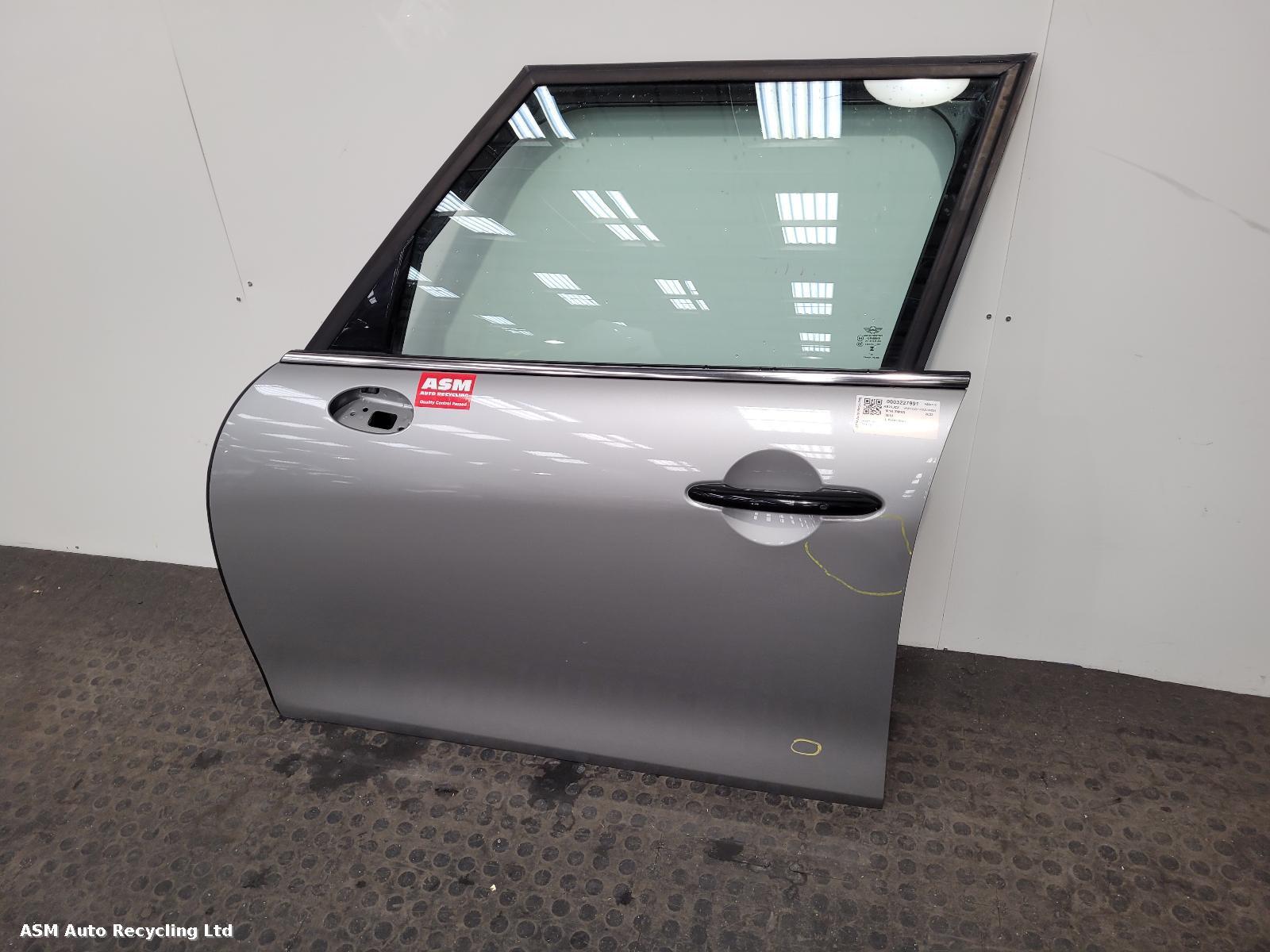 View Auto part L Front Door Mini (bmw) Mini 2023