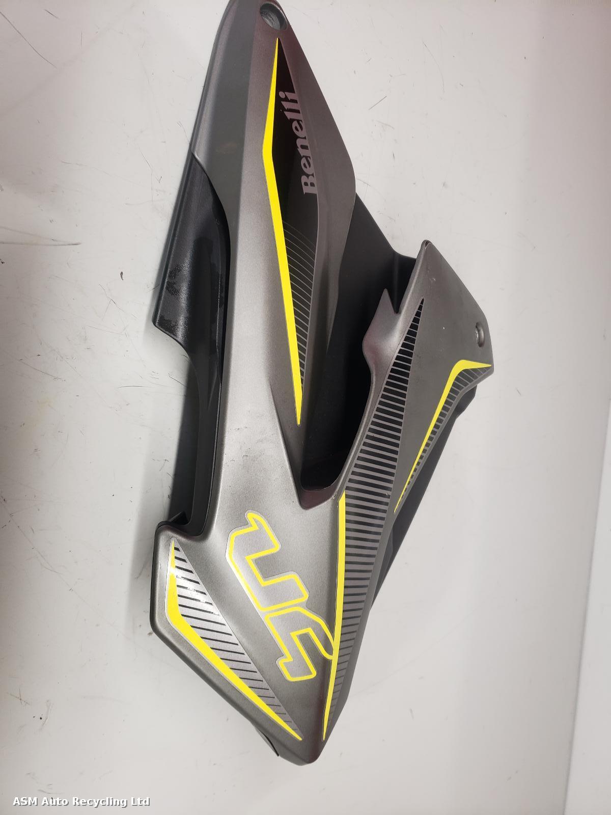 View Auto part LH Middle Fairing Benelli Bn 125 2023