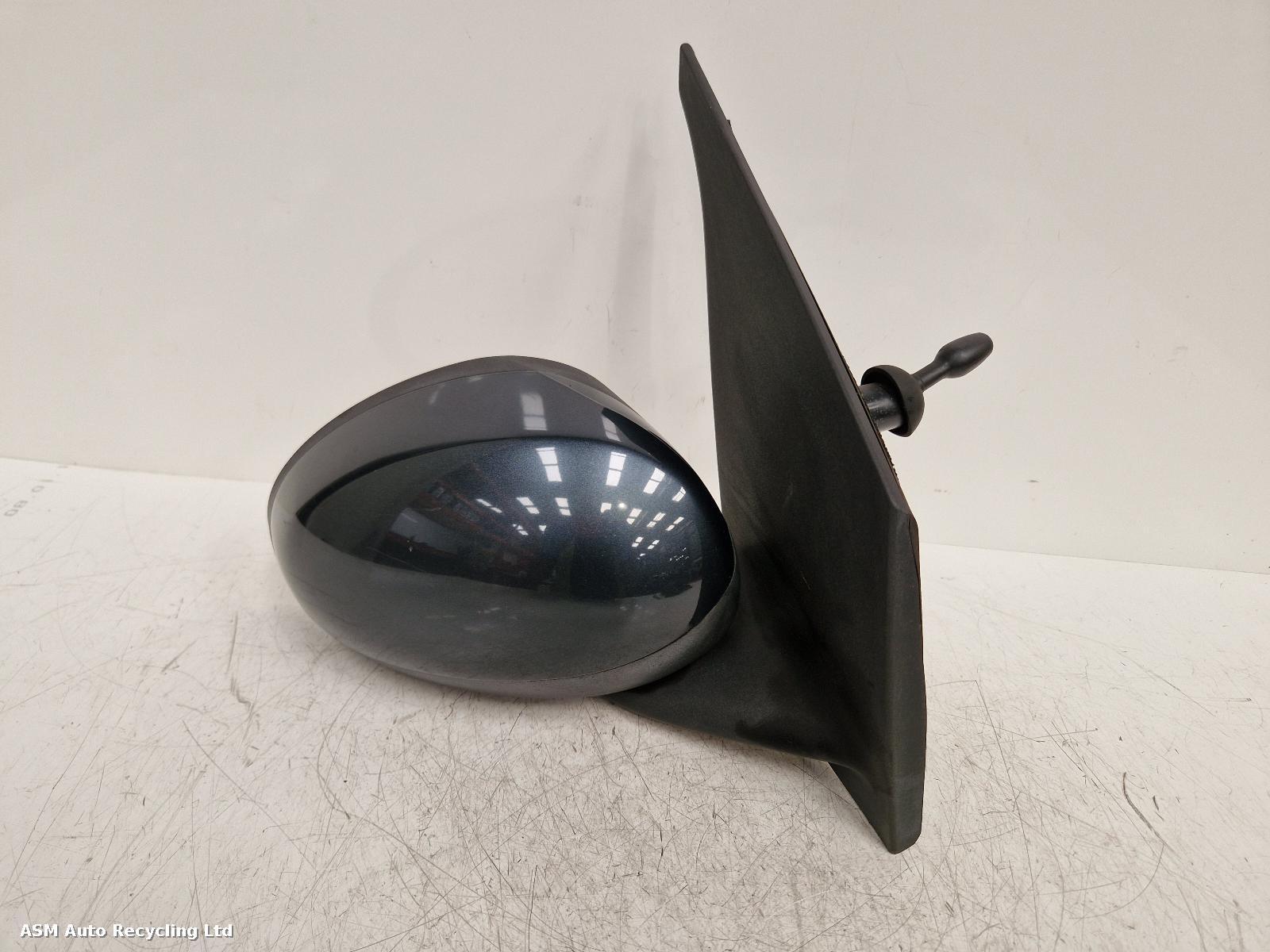 View Auto part R Door Mirror Citroen C1 2009