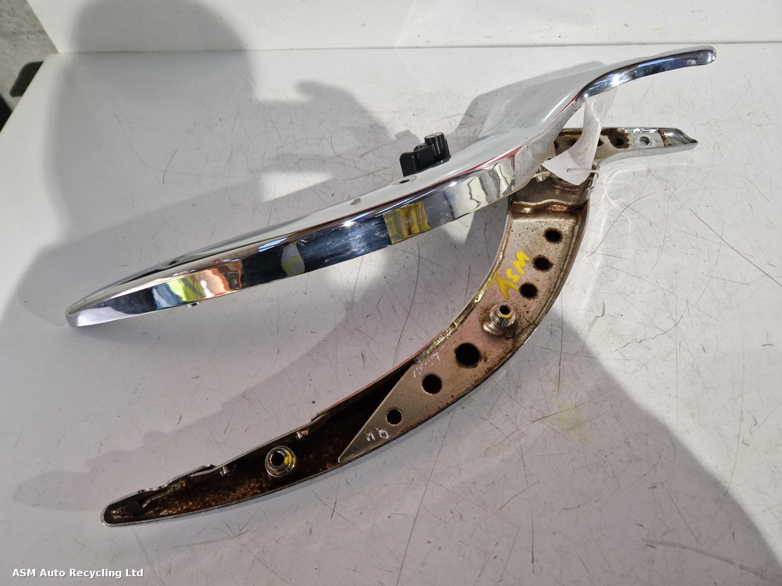 View Auto part Trim Panel Suzuki Vl 800 Intruder 2001