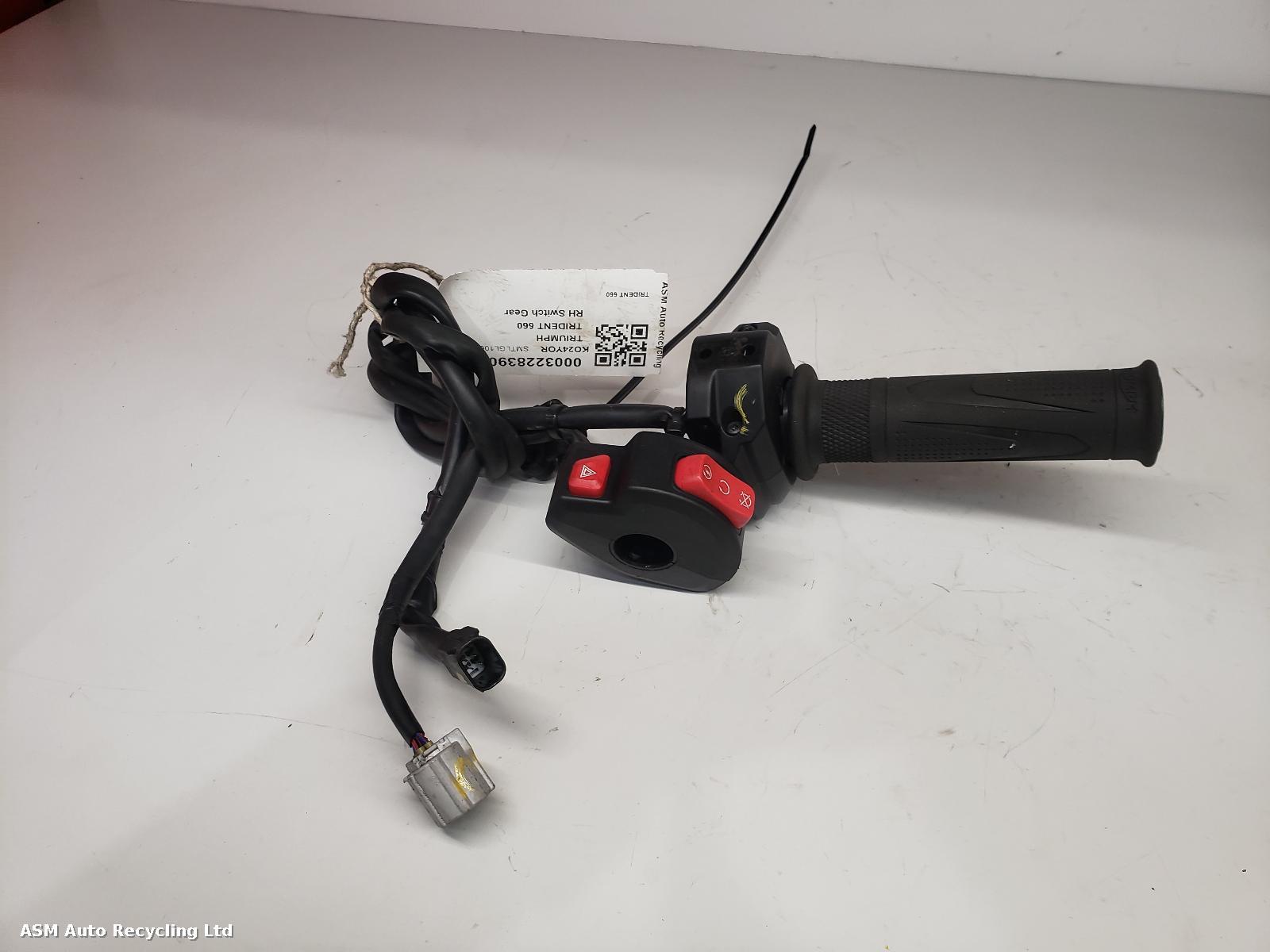 View Auto part RH Switch Gear Triumph Trident 660 2024